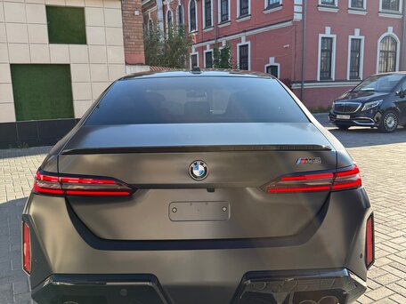2024 BMW M5 VII (G90), серый, 16200000 рублей, вид 5