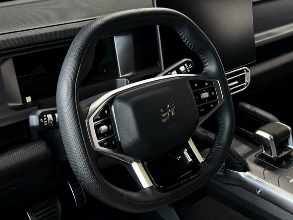 2026 Jetour T2, чёрный, 4549000 рублей - вид 9