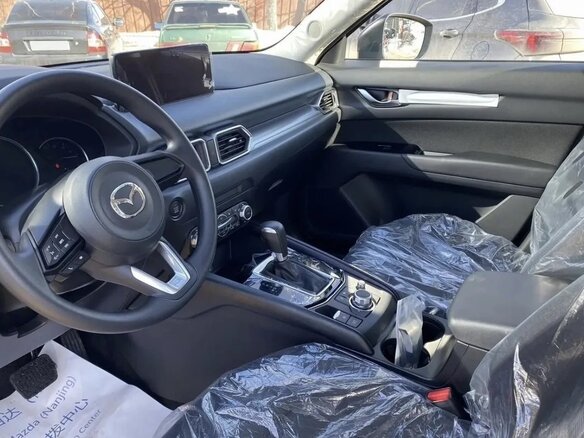 2026 Mazda CX-5 II Рестайлинг, чёрный - вид 4