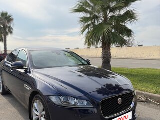 2017 Jaguar XF II, синий, 2250000 рублей, вид 1