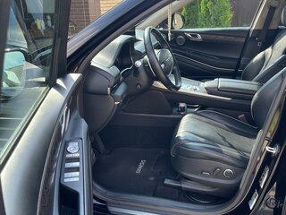 2020 Genesis GV80 I, чёрный, 4200000 рублей, вид 3