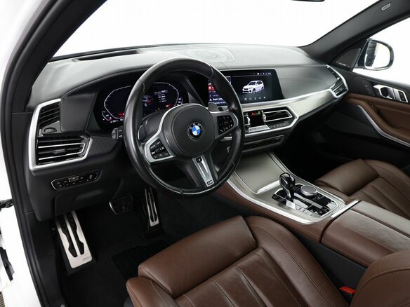 2020 BMW X5 40d IV (G05/G18), белый, 6970000 рублей - вид 11