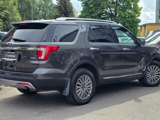 2018 Ford Explorer V Рестайлинг, серый, 2099000 рублей, вид 4