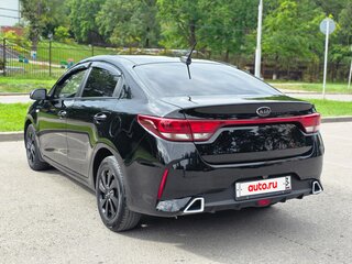 2020 Kia Rio IV Рестайлинг, чёрный, 1499000 рублей, вид 5