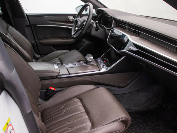2021 Audi A7 55 TFSI II (4K), белый, 5490000 рублей - вид 8