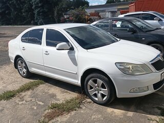 2011 Skoda Octavia DSG7 II (A5) Рестайлинг, белый, 790000 рублей, вид 2