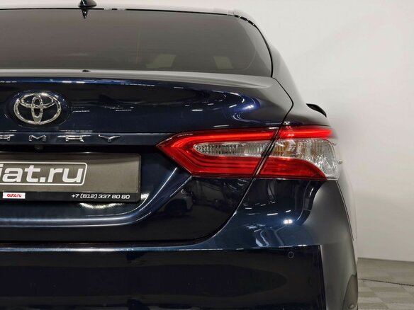 2020 Toyota Camry VIII (XV70), синий, 2249000 рублей - вид 8