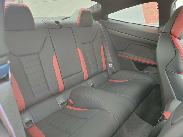 2025 BMW 4 серии M440i xDrive G22, G23, G26 Рестайлинг, красный, 11200000 рублей - вид 15