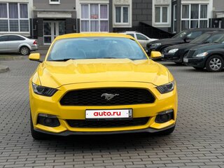 2017 Ford Mustang VI, жёлтый, 2300000 рублей, вид 1