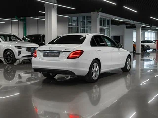 2019 Mercedes-Benz C-Класс 200 IV (W205) Рестайлинг, белый, 3110000 рублей, вид 4