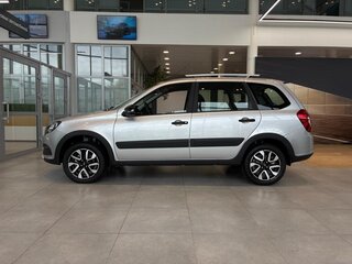 2026 Lada (ВАЗ) Granta Cross I Рестайлинг, серебристый, 1216000 рублей, вид 5