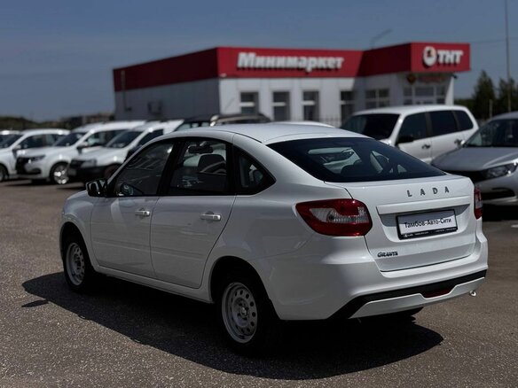 2026 Lada (ВАЗ) Granta I Рестайлинг, белый, 1017000 рублей - вид 13