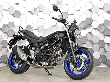 2016 Suzuki SV 650, белый, 645000 рублей, вид 1
