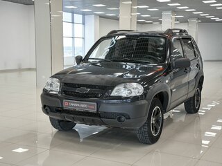 2013 Chevrolet Niva I Рестайлинг, чёрный, 320000 рублей, вид 2