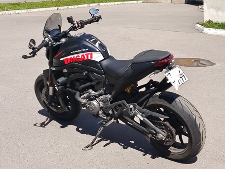 2021 Ducati Monster 937, чёрный, 739000 рублей, вид 1