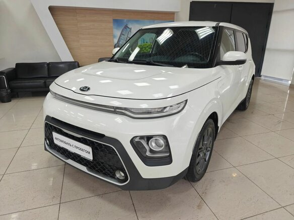 2020 Kia Soul III, белый, 1610000 рублей