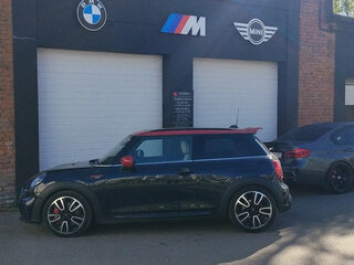 2021 Mini Hatch JCW III (F55/F56) Рестайлинг 2, синий, 3690000 рублей, вид 2