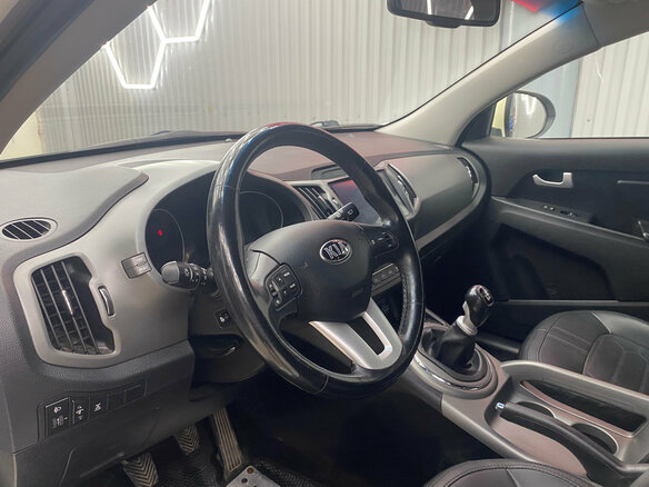 2014 Kia Sportage III Рестайлинг, белый, 1523000 рублей - вид 14