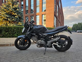 2013 Suzuki SFV 650 Gladius, чёрный, 380000 рублей, вид 2