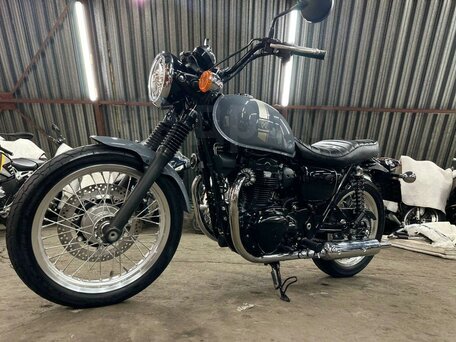 2022 Kawasaki W 800, серый, 850000 рублей, вид 2