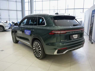 2026 Geely Monjaro I Рестайлинг, зелёный, 4955000 рублей, вид 3