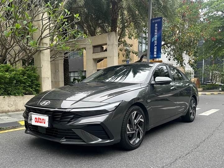 Открыть фотографии: Hyundai Elantra VII (CN7) Рестайлинг