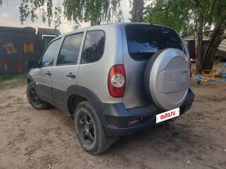 2011 Chevrolet Niva I Рестайлинг, серый, 350000 рублей, вид 4