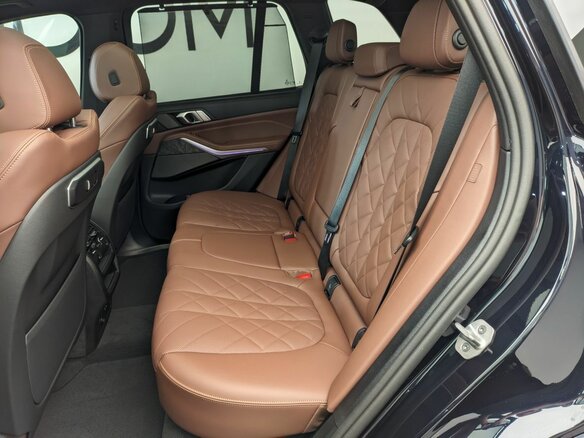 2025 BMW X5 40i IV (G05/G18) Рестайлинг, чёрный, 14450000 рублей - вид 21