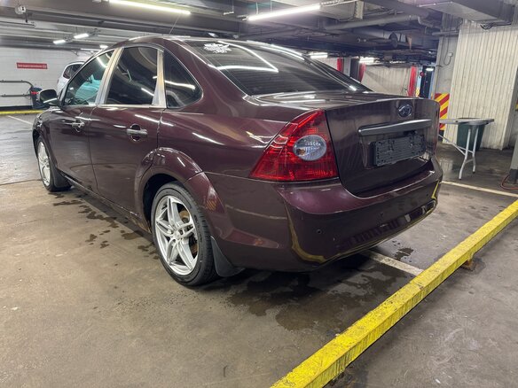 2009 Ford Focus II Рестайлинг, фиолетовый, 600000 рублей - вид 5
