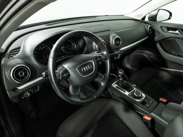 2016 Audi A3 III (8V), коричневый - вид 10