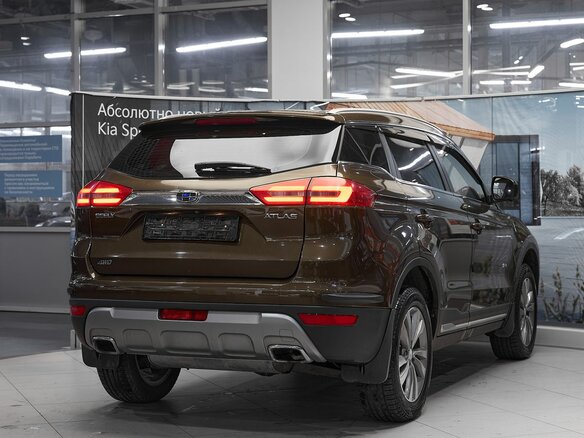 2020 Geely Atlas I, коричневый, 1649000 рублей - вид 5