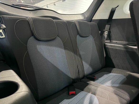 2022 Chevrolet Captiva II, чёрный, 1560000 рублей - вид 10
