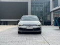 2023 Volkswagen Golf VIII, белый, 1800700 рублей