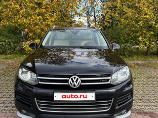 2014 Volkswagen Touareg II, чёрный, 3640000 рублей, вид 1