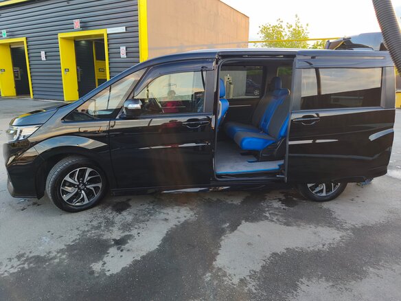 2018 Honda Stepwgn Spada V Рестайлинг, чёрный, 2400000 рублей - вид 4