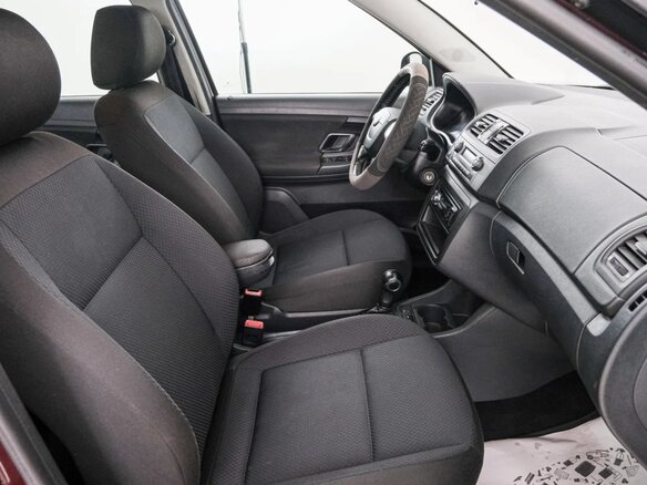 2012 Skoda Fabia II Рестайлинг, красный, 729000 рублей - вид 12