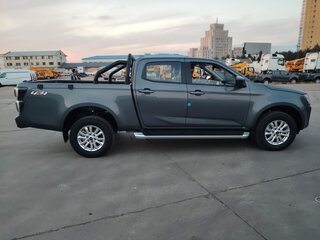 2024 Isuzu D-Max Lingtuo III, серый, 4100000 рублей, вид 2