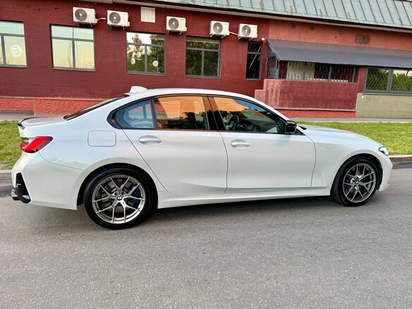 2019 BMW 3 серии 320d xDrive VII (G2x), белый, 3700000 рублей - вид 3