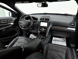 2017 Ford Explorer V Рестайлинг, чёрный, 2475000 рублей, вид 5
