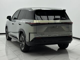 2025 Toyota bZ3X 58.3 kWh, серебристый, 2990000 рублей, вид 4