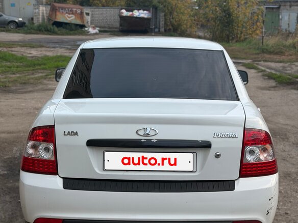 2011 Lada (ВАЗ) Priora I, белый, 350000 рублей - вид 2