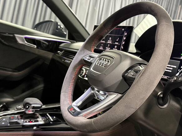 2021 Audi RS 4 IV (B9) Рестайлинг, чёрный, 7650000 рублей - вид 38