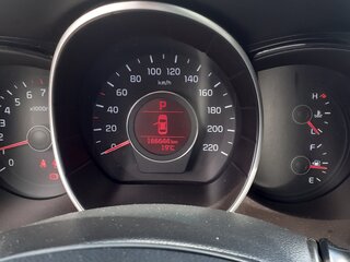 2016 Kia Rio III Рестайлинг, белый, 1200000 рублей, вид 5