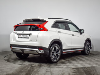 2019 Mitsubishi Eclipse Cross I, белый, 2000000 рублей, вид 5