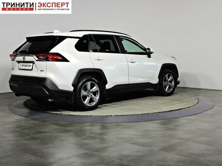 2020 Toyota RAV4 V (XA50), белый, 2987000 рублей, вид 5
