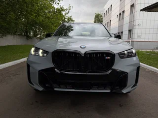 2023 BMW X5 M60i IV (G05/G18) Рестайлинг, серый, 12900000 рублей, вид 2