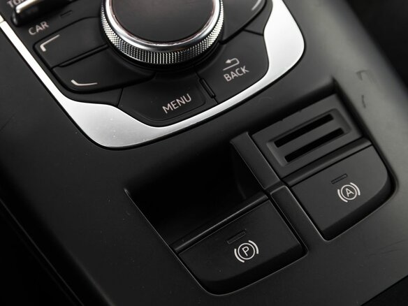 2013 Audi A3 III (8V), красный - вид 19