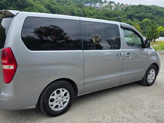 2011 Hyundai Grand Starex I, серый, 1680000 рублей, вид 3