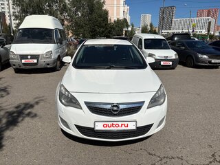 2011 Opel Astra J, белый, 550000 рублей, вид 2