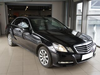 2012 Mercedes-Benz E-Класс 200 7G-Tronic IV (W212, S212, C207), чёрный, 1429000 рублей, вид 1